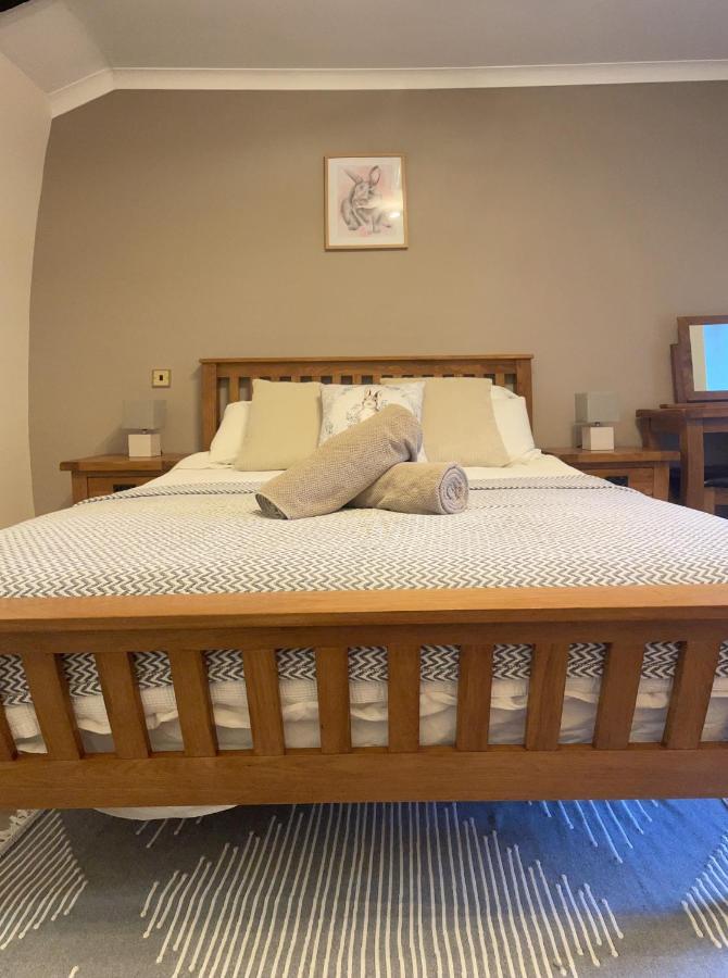 The Cottage Inn Llandeilo Bagian luar foto