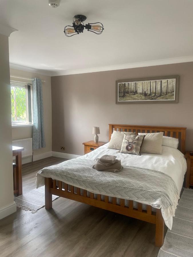 The Cottage Inn Llandeilo Bagian luar foto