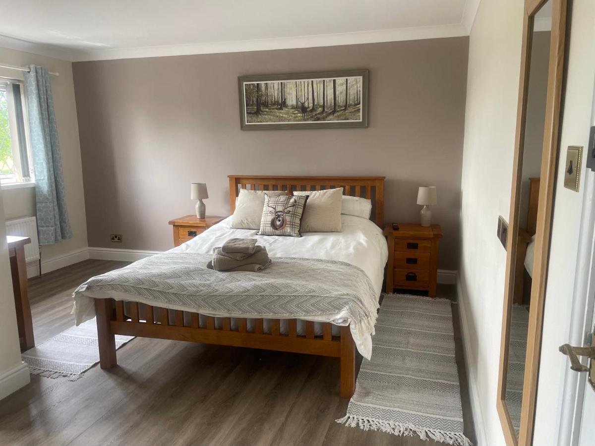 The Cottage Inn Llandeilo Bagian luar foto